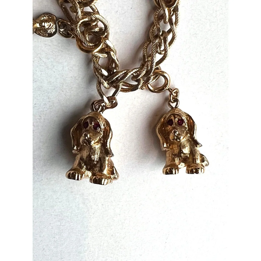 Monet Charm Bracelet Women OS Gold Excellent Vintage 1960s Plated Chunky Signed